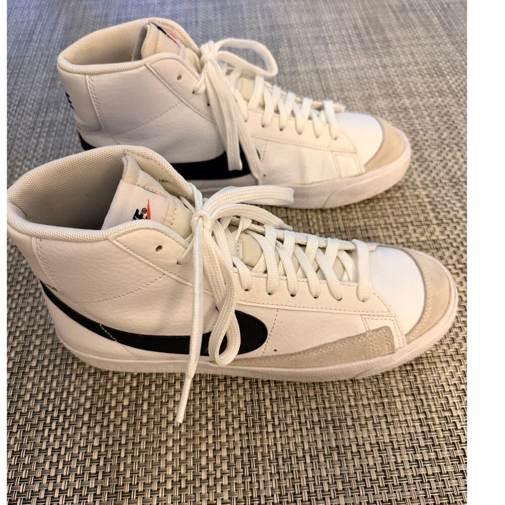 NIKE Men's Blazer Mid '77 Vintage high Top sneakers in white and black leather 7 - Picture 3 of 7